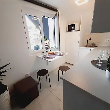 Adrien Studio Medencehasznalattal 公寓 Fonyód